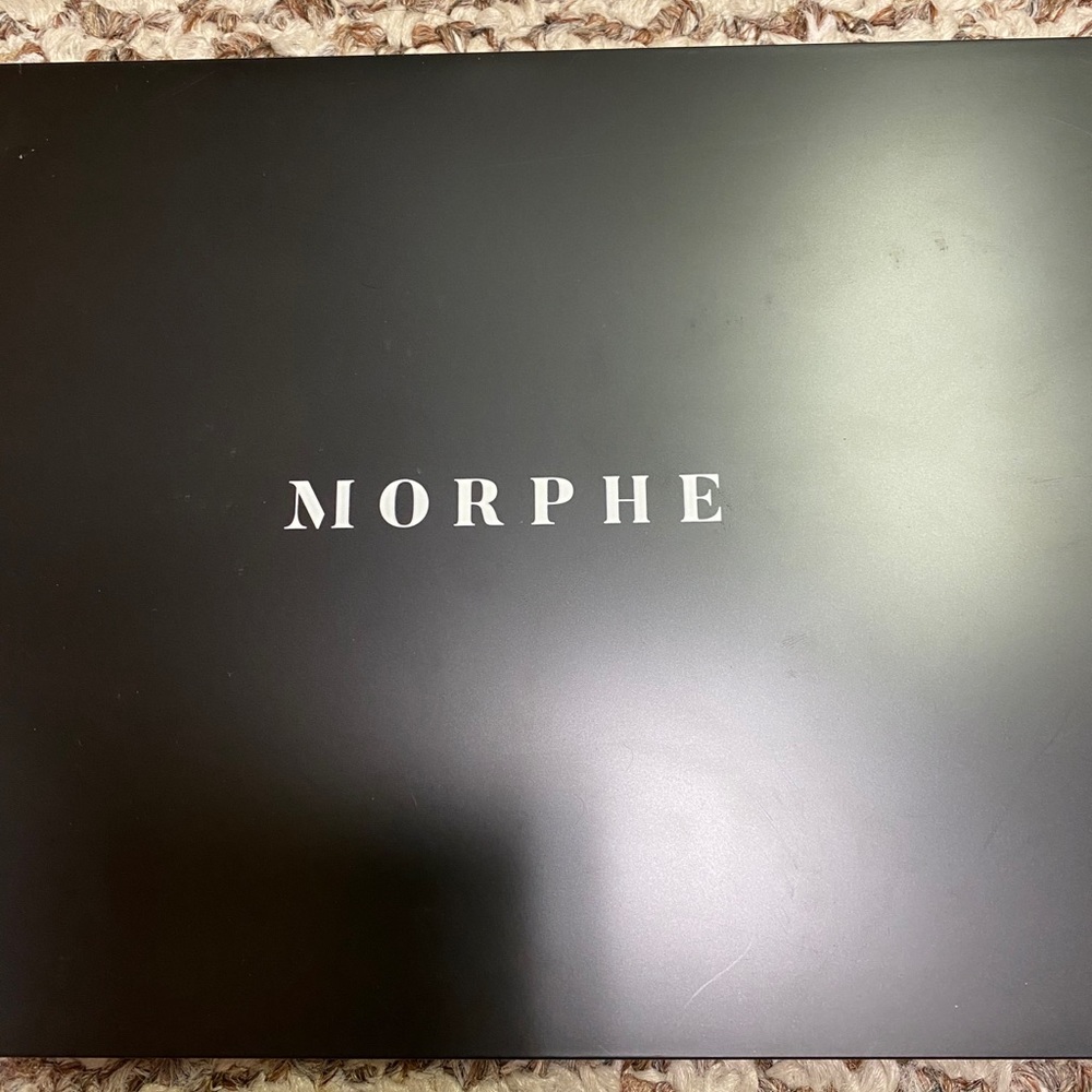 Morphe eyeshadow palette